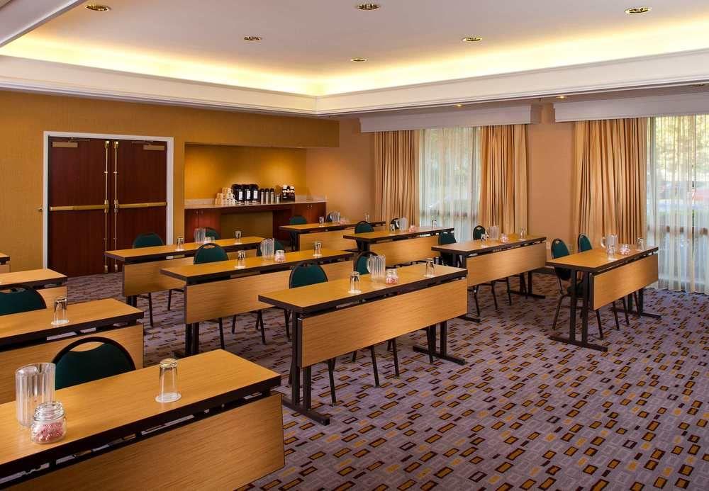 Courtyard By Marriott Covington / Mandeville Экстерьер фото
