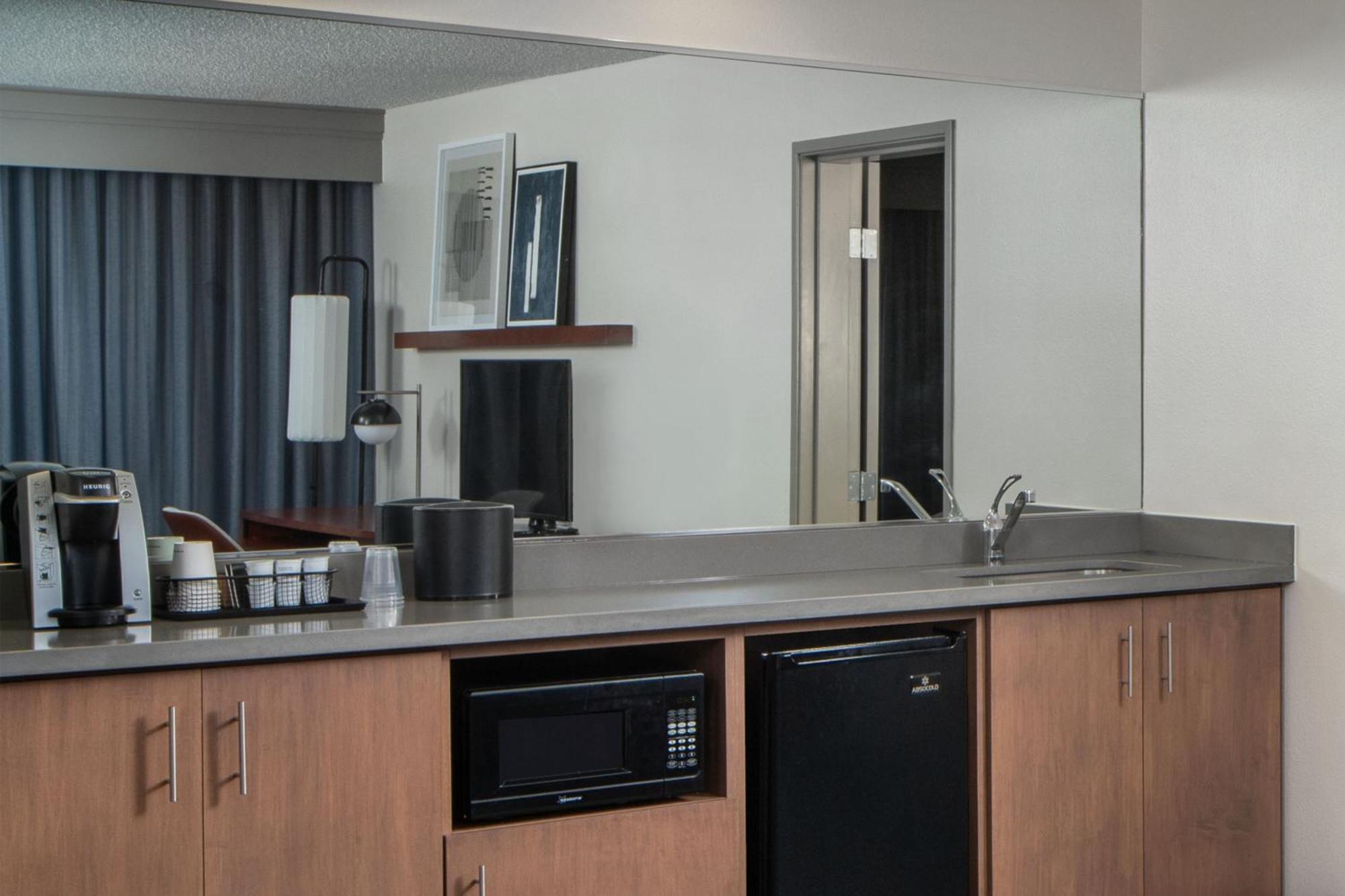 Courtyard By Marriott Covington / Mandeville Экстерьер фото