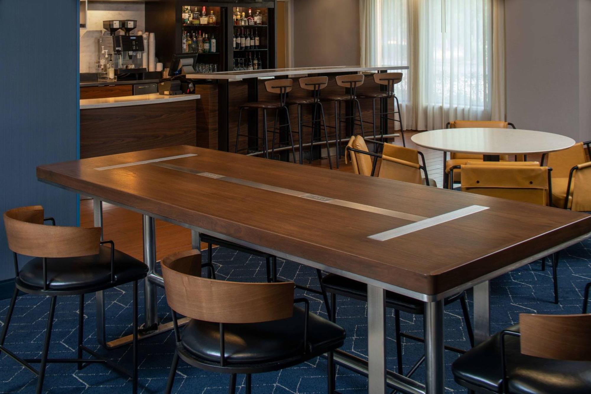Courtyard By Marriott Covington / Mandeville Экстерьер фото