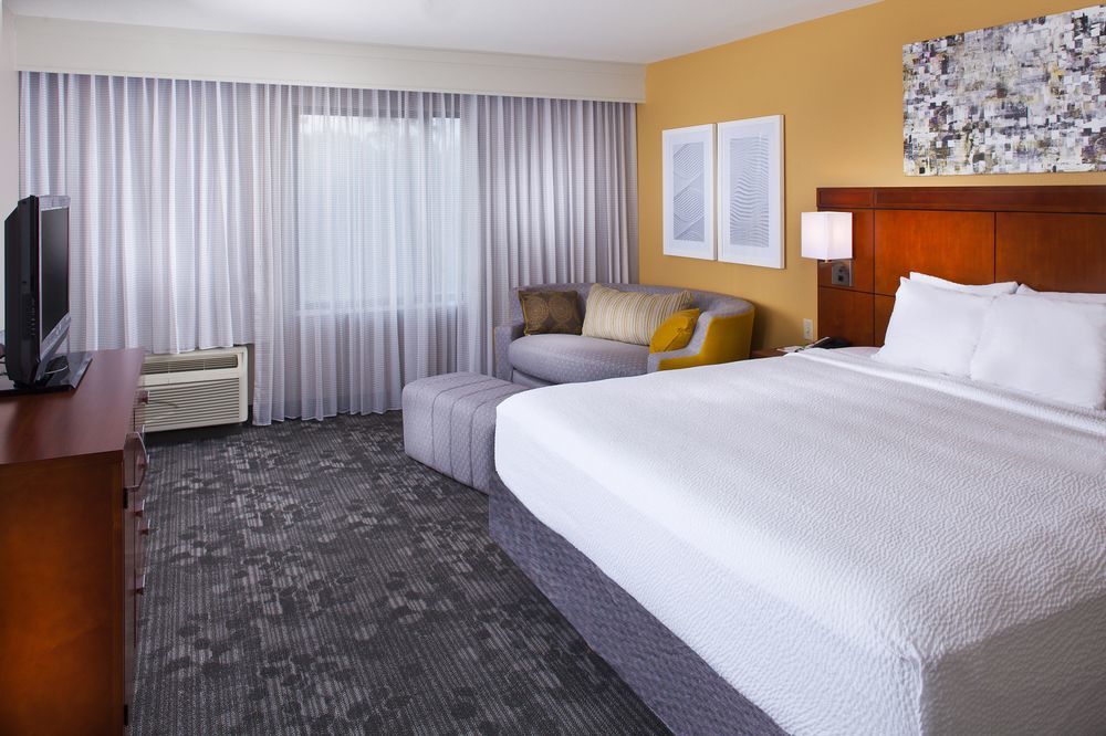 Courtyard By Marriott Covington / Mandeville Экстерьер фото