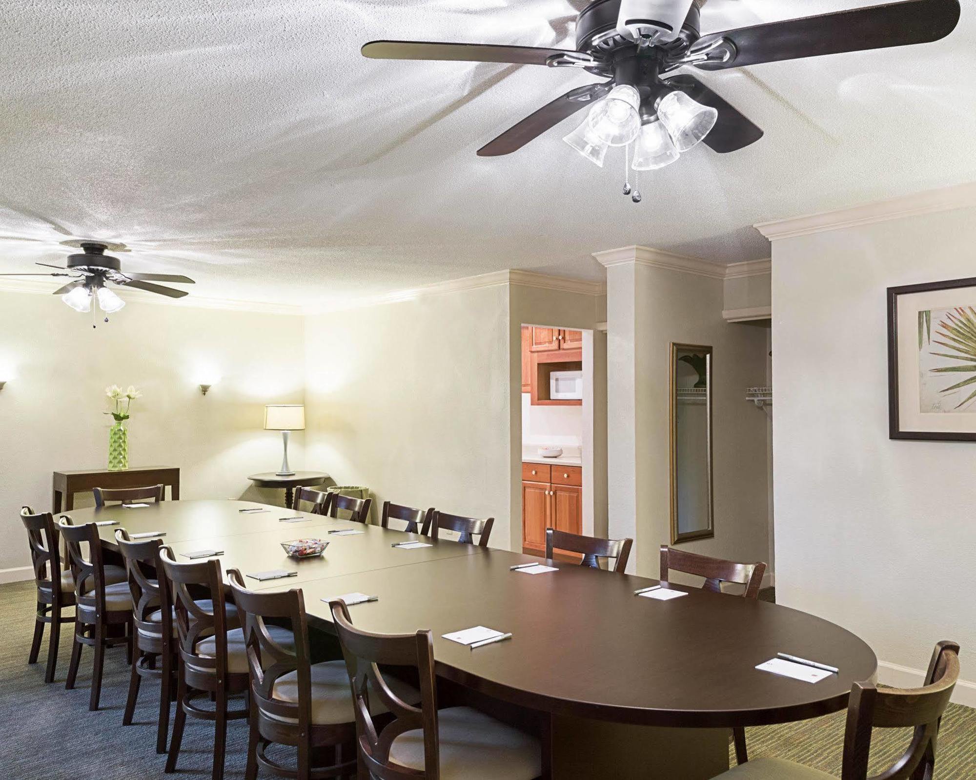 Courtyard By Marriott Covington / Mandeville Экстерьер фото